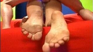 Mature brunette having good sex huge cock porn video